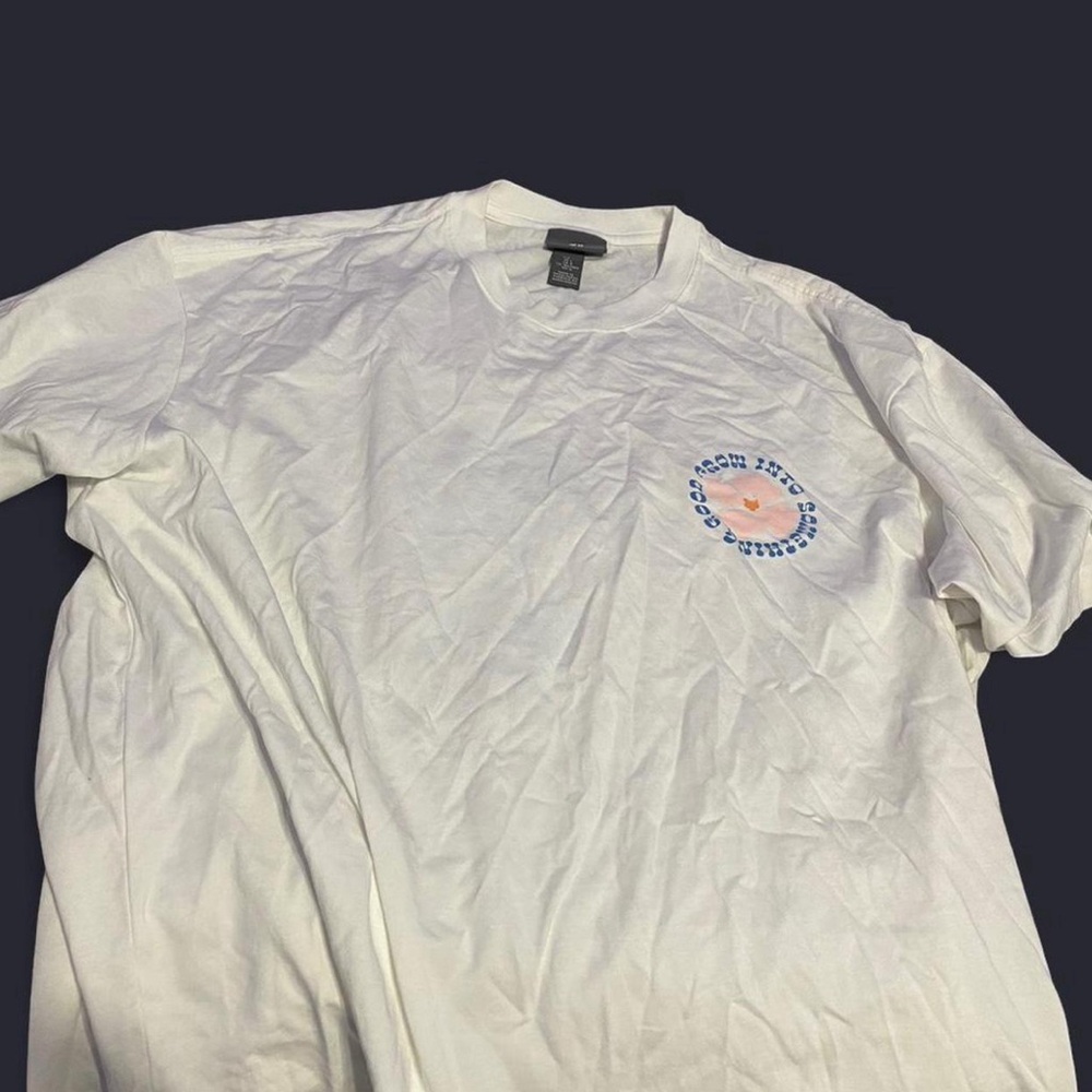 H&M Classic White Tee Flower detailing